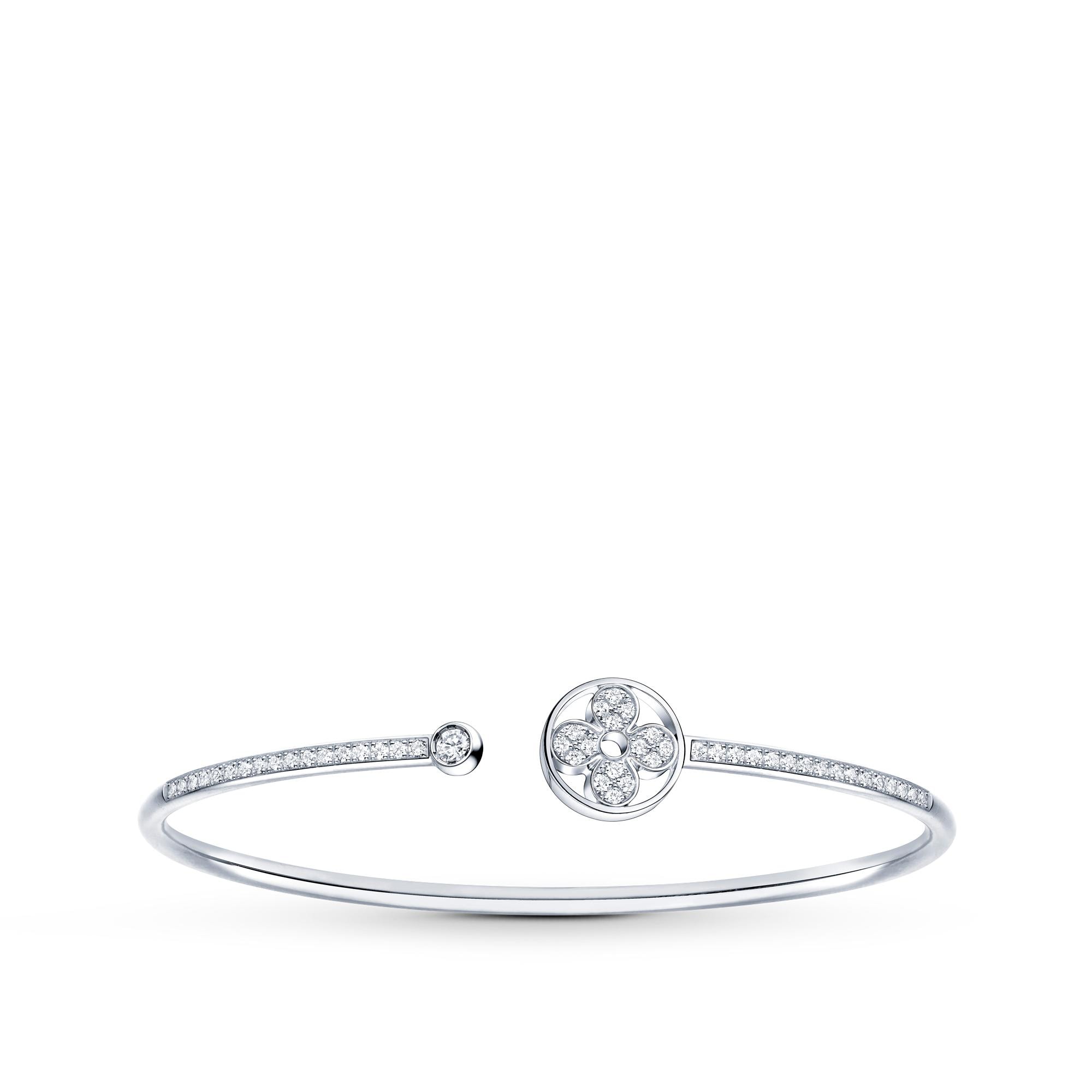 Lis de la vallée.。.:♡* Idylle Blossom Twist Bracelet, White Gold And Diamonds